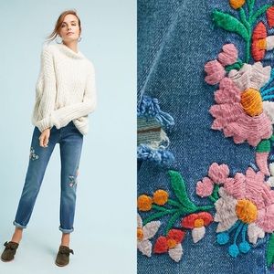 Anthropologie Pilcro Mid-Rise Slim Boyfriend Jeans! Adorable! Mid-rise!